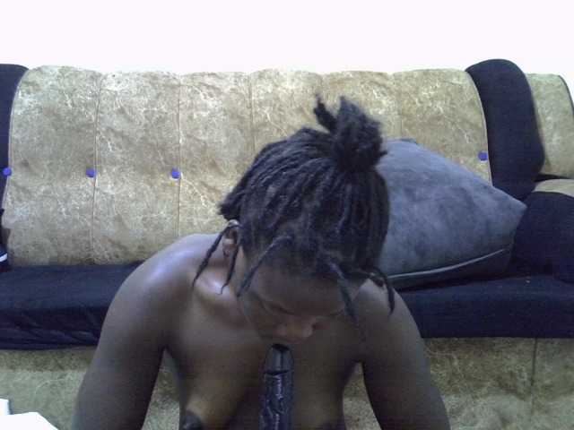 Live sex webcam photo for Ebonyliliana #277037264