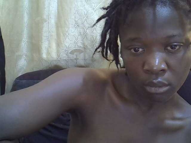 Live sex webcam photo for Ebonyliliana #277213263