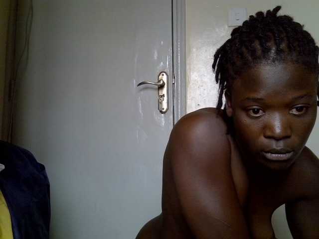 Live sex webcam photo for Ebonyliliana #277743570