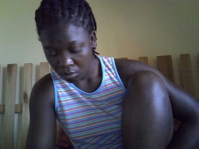 Live sex webcam photo for Ebonyliliana #277768473