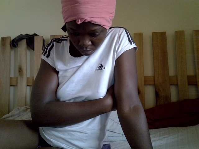 Live sex webcam photo for Ebonyliliana #277804842