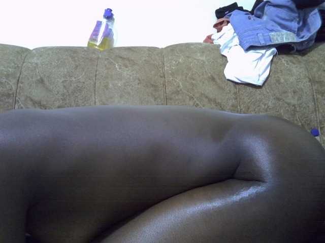 Live sex webcam photo for Ebonyliliana #278259417