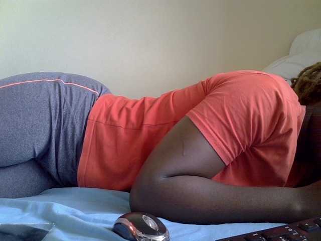 Live sex webcam photo for Ebonyliliana #284920706