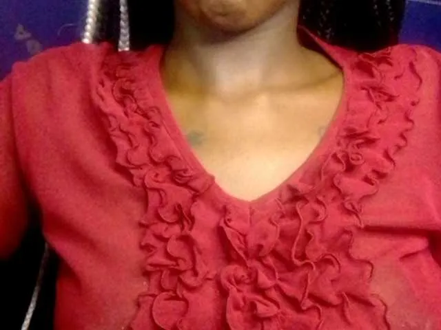 Live sex webcam photo for Ebonymuse #291435441