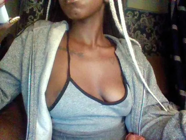 Live sex webcam photo for Ebonymuse #291551227