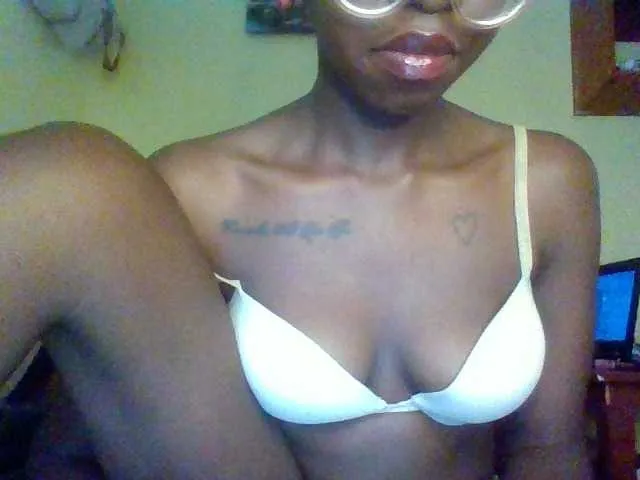 Live sex webcam photo for Ebonymuse #291655081