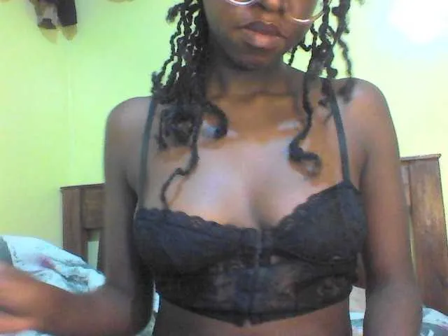 Live sex webcam photo for Ebonymuse #291739423