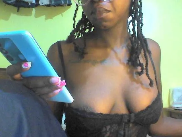 Live sex webcam photo for Ebonymuse #291753031