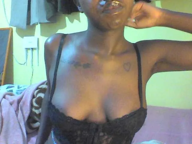 Live sex webcam photo for Ebonymuse #291922686