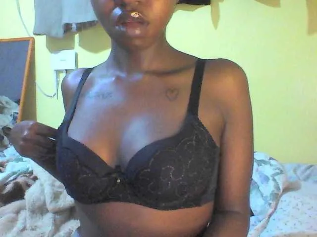 Live sex webcam photo for Ebonymuse #291956064
