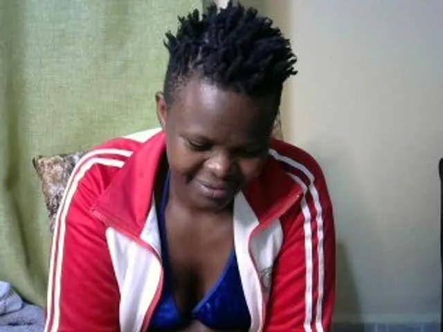 Live sex webcam photo for Ebonyquinter #276755244