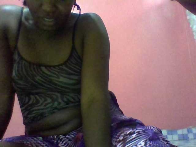 Live sex webcam photo for Ebonysessley #277236040