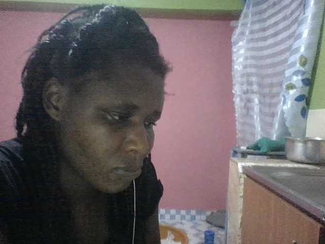 Live sex webcam photo for Ebonysessley #277341194