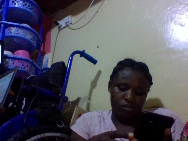 Live sex webcam photo for Ebonysessley #277374682