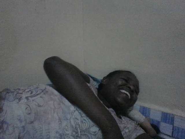 Live sex webcam photo for Ebonysessley #277430316