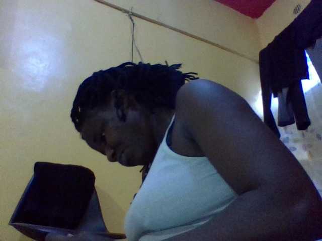 Live sex webcam photo for Ebonysessley #277830290