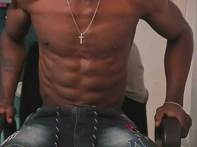 Live sex webcam photo for Ebonysexxroom #290248755