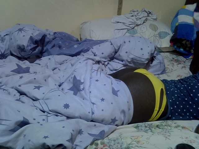 Live sex webcam photo for Ebonysonya2 #291155924