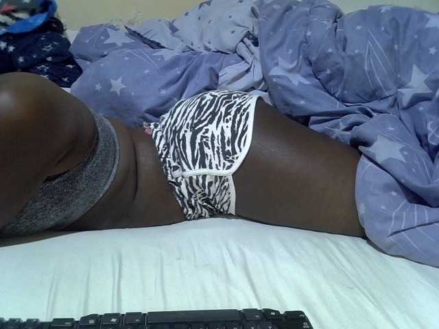 Live sex webcam photo for Ebonysonya2 #291173370