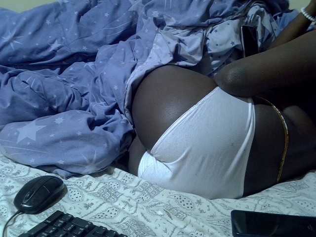 Live sex webcam photo for Ebonysonya2 #291336999