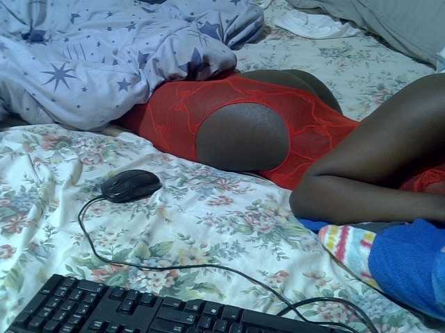 Live sex webcam photo for Ebonysonya2 #291713869