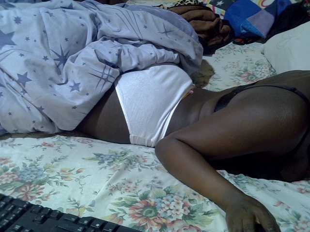 Live sex webcam photo for Ebonysonya2 #291729505