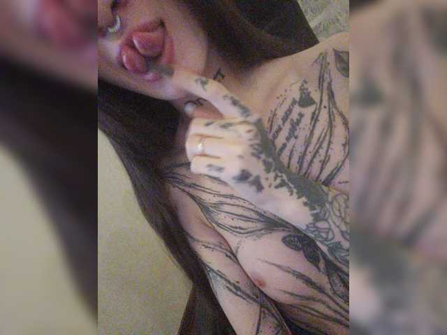 Live sex webcam photo for Edayldas #276925974