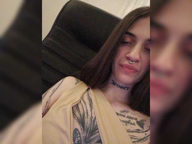 Live sex webcam photo for Edayldas #276932680