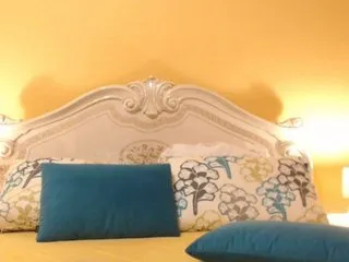 Live sex webcam photo for EdenGold #161087718