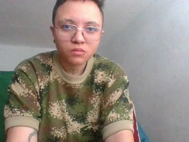 Live sex webcam photo for EdenJupiters #275688487