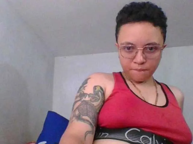 Live sex webcam photo for EdenJupiters #276527774