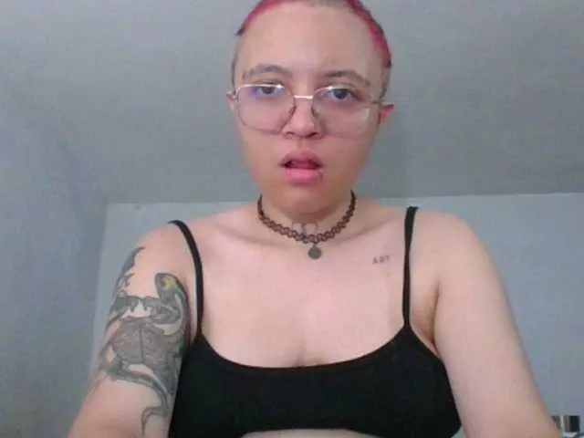 Live sex webcam photo for EdenJupiters #276674854