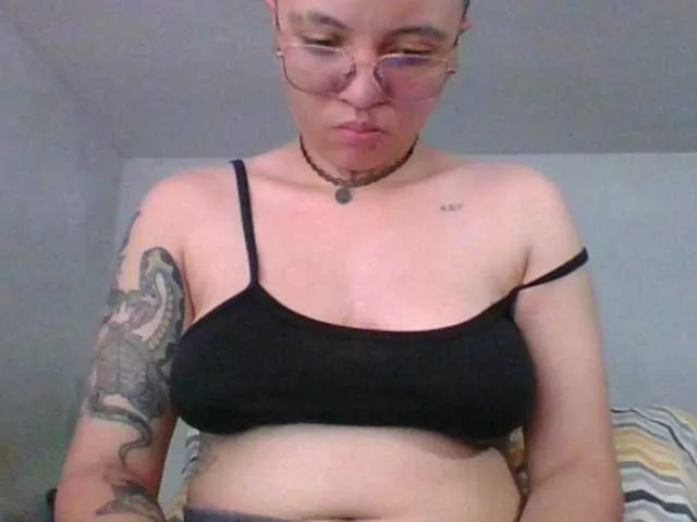 Live sex webcam photo for EdenJupiters #277213223