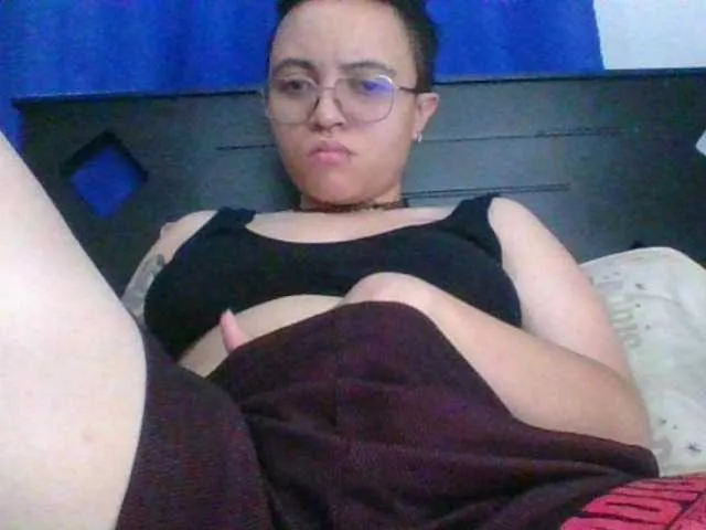 Live sex webcam photo for EdenJupiters #277802953