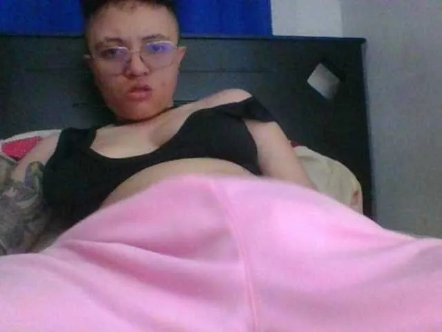 Live sex webcam photo for EdenJupiters #277917294