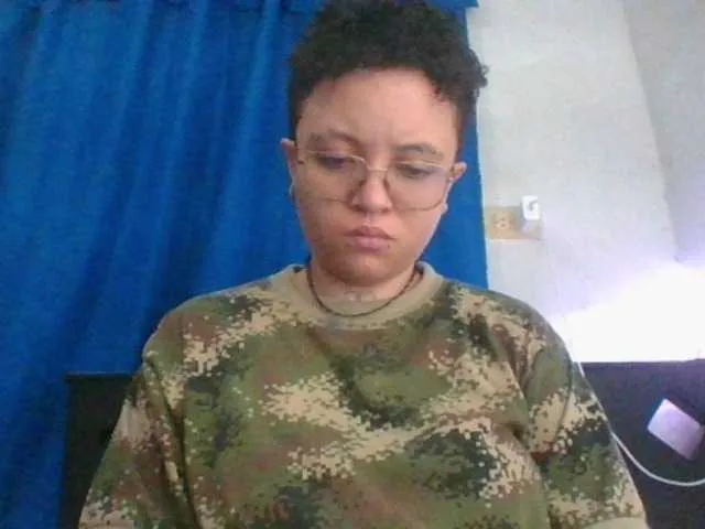 Live sex webcam photo for EdenJupiters #283186441