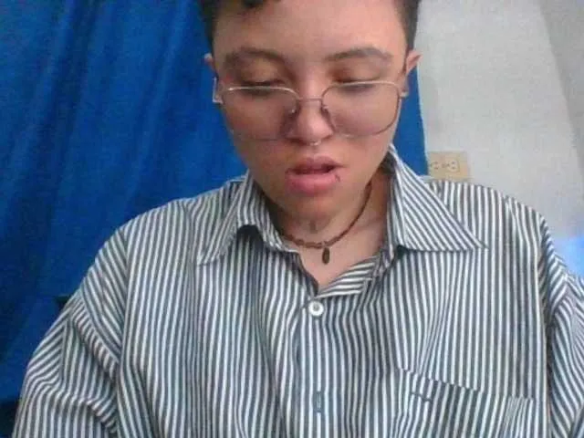 Live sex webcam photo for EdenJupiters #286854759