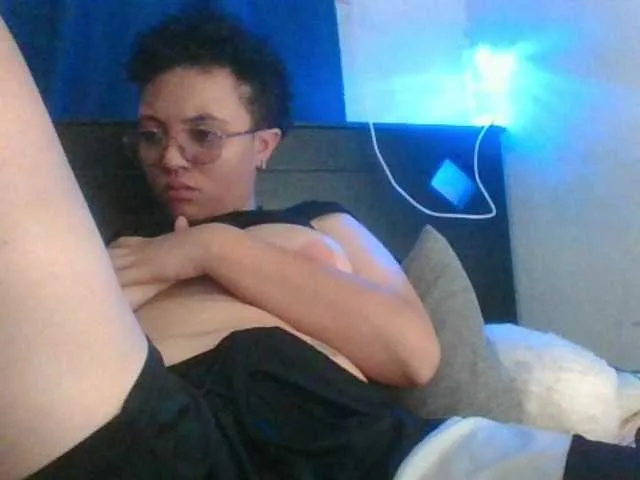 Live sex webcam photo for EdenJupiters #288567672