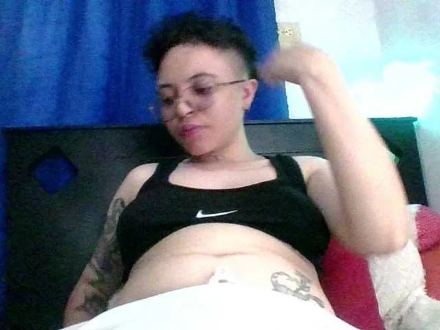 Live sex webcam photo for EdenJupiters #289753597