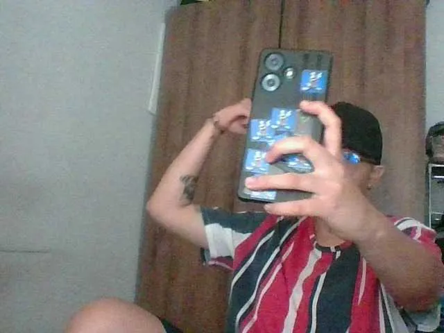 Live sex webcam photo for EdenJupiters #290146715