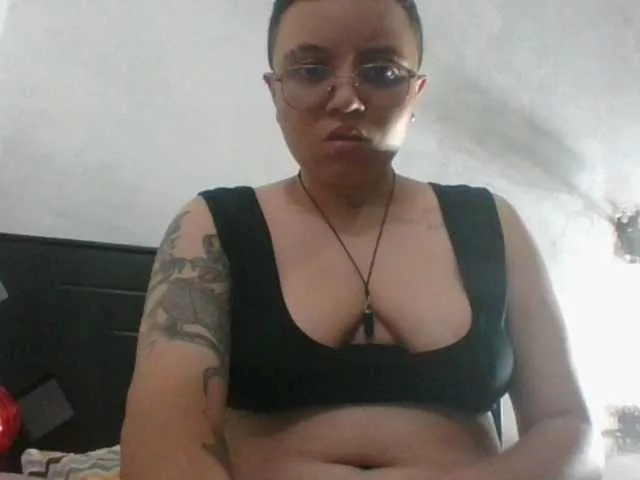 Live sex webcam photo for EdenJupiters #290825655