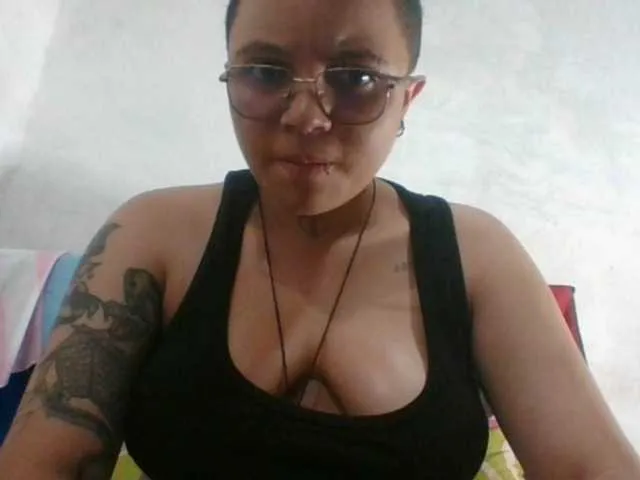 Live sex webcam photo for EdenJupiters #291531187