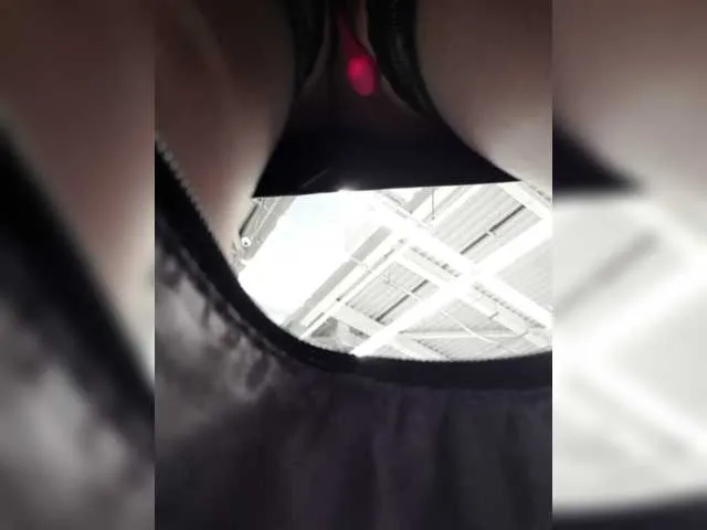 Live sex webcam photo for EditaMilf #272774114