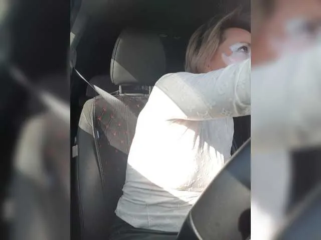 Live sex webcam photo for EditaMilf #272946735