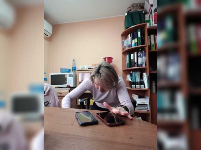 Live sex webcam photo for EditaMilf #273265583