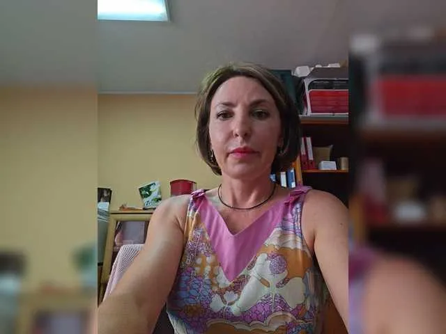 Live sex webcam photo for EditaMilf #275636778