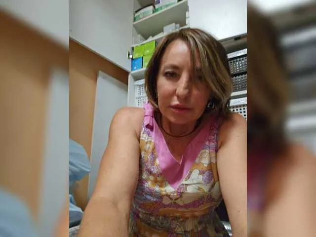 Live sex webcam photo for EditaMilf #275696011