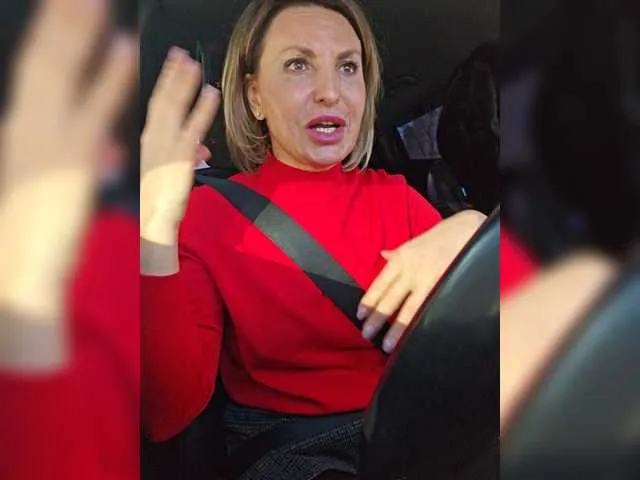 Live sex webcam photo for EditaMilf #277372432