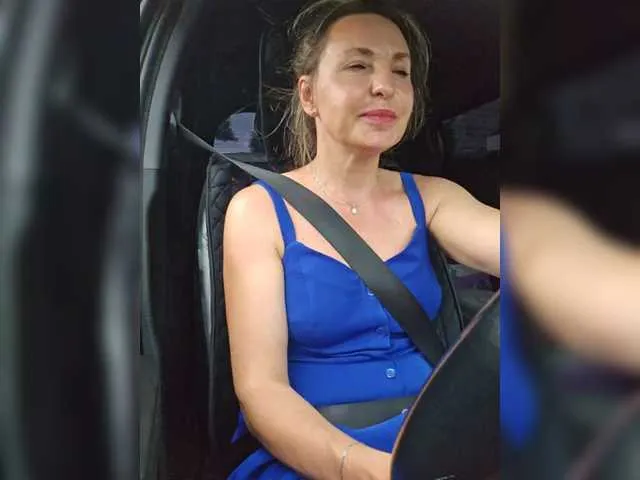 Live sex webcam photo for EditaMilf #288465860