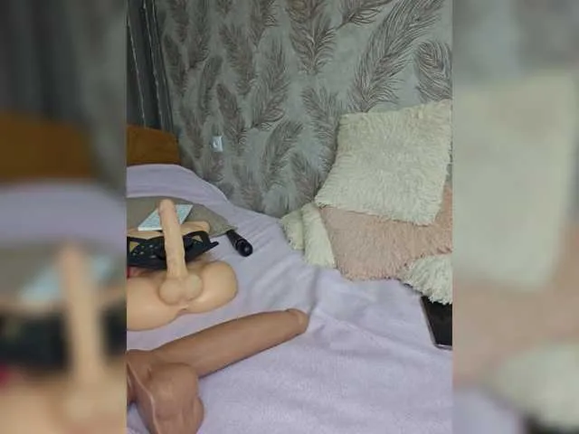 Live sex webcam photo for EditaMilf #290908416